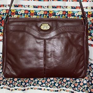 Vintage Etienne Aigner Leather Purse